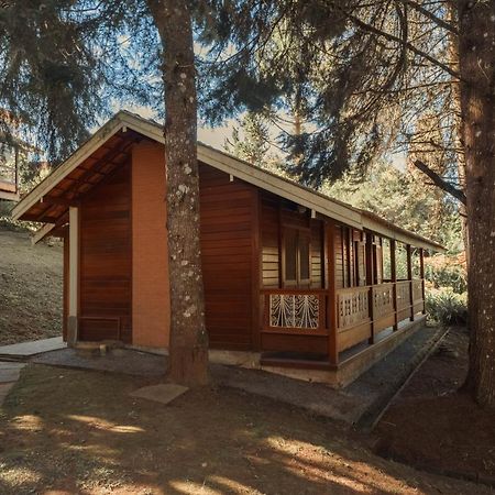 Pousada Dos Quatis Campos do Jordao Ngoại thất bức ảnh