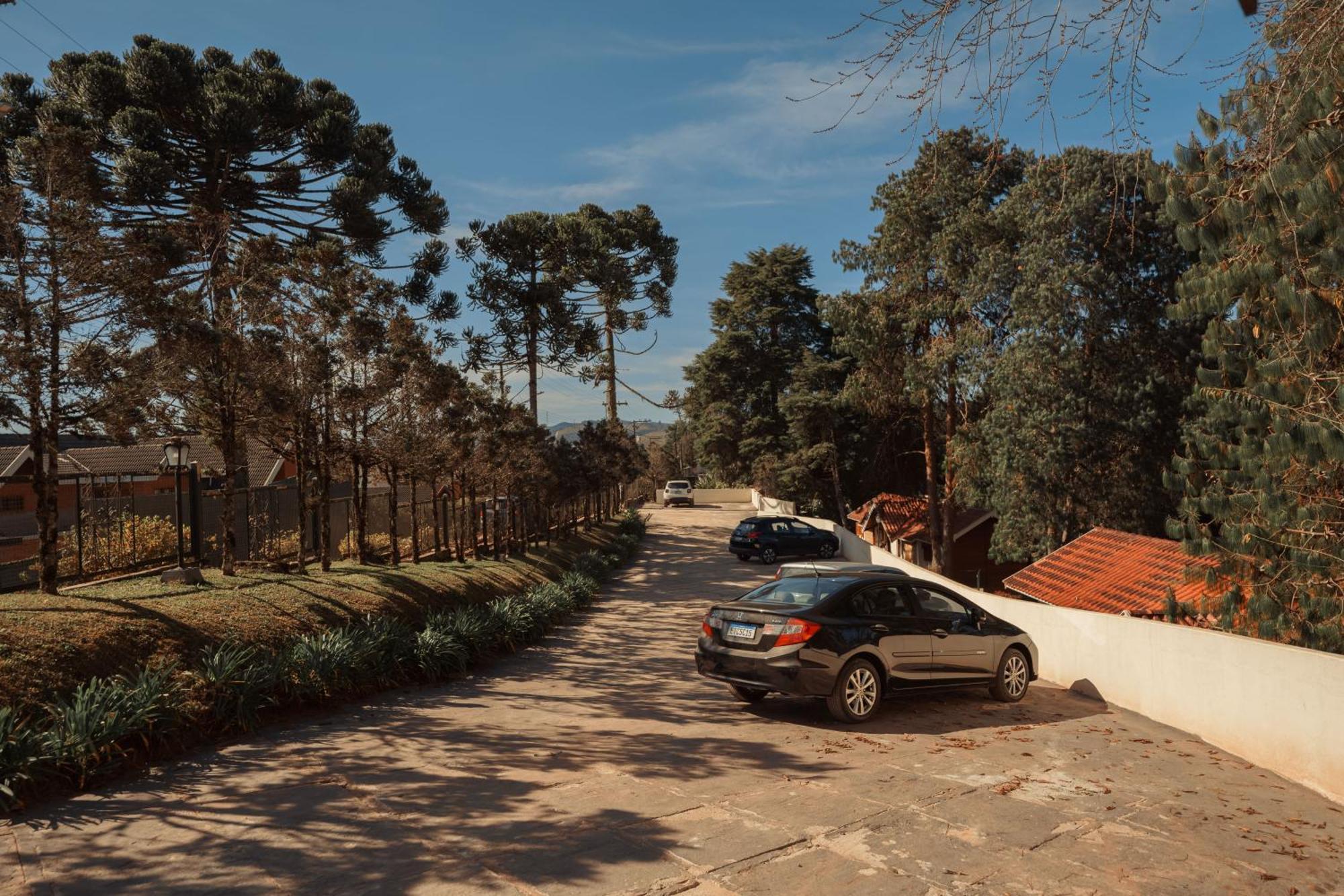 Pousada Dos Quatis Campos do Jordao Ngoại thất bức ảnh